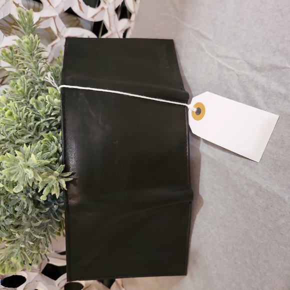 Wallet - Picture 2 of 4